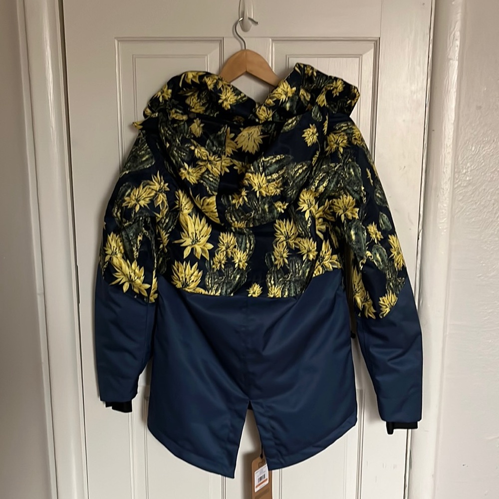 SAGA Outerwear Co. Rouge Jacket